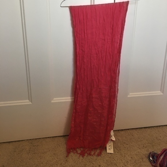 Girls Children’s Place pink scarf - Picture 6 of 13